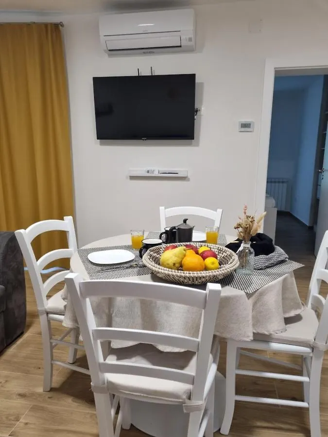 Apartmani Viva Lovran Croatia